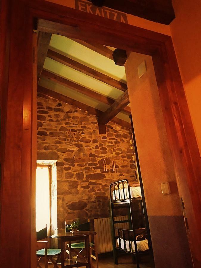 Albergue Olasenea Aterpea Zubieta Exterior foto